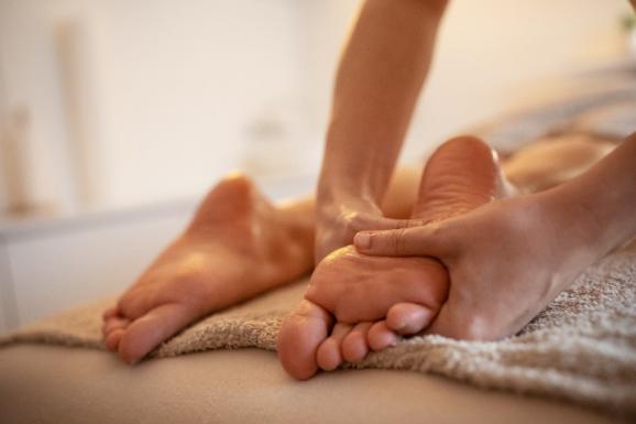 Bienfaits massage pieds